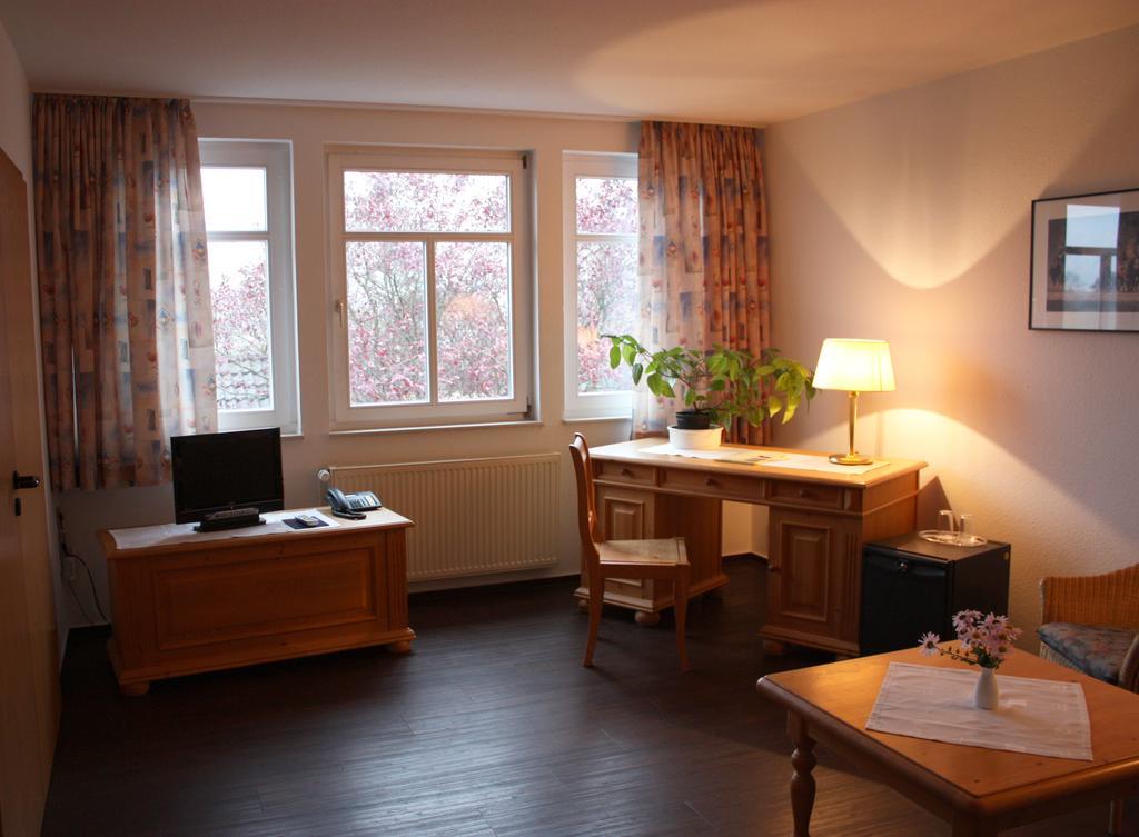 Ostseehotel Kluetzer Winkel Hohen Schoenberg Eksteriør bilde