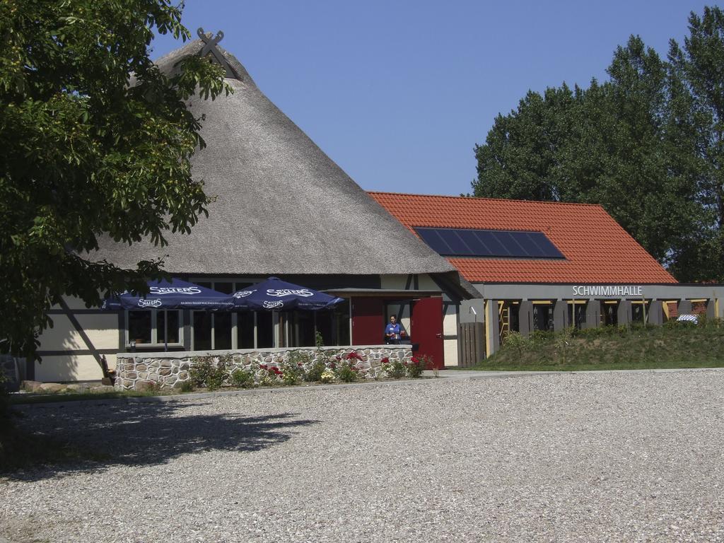 Ostseehotel Kluetzer Winkel Hohen Schoenberg Eksteriør bilde